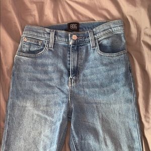 BDG Girlfriend High-Rise Cropped